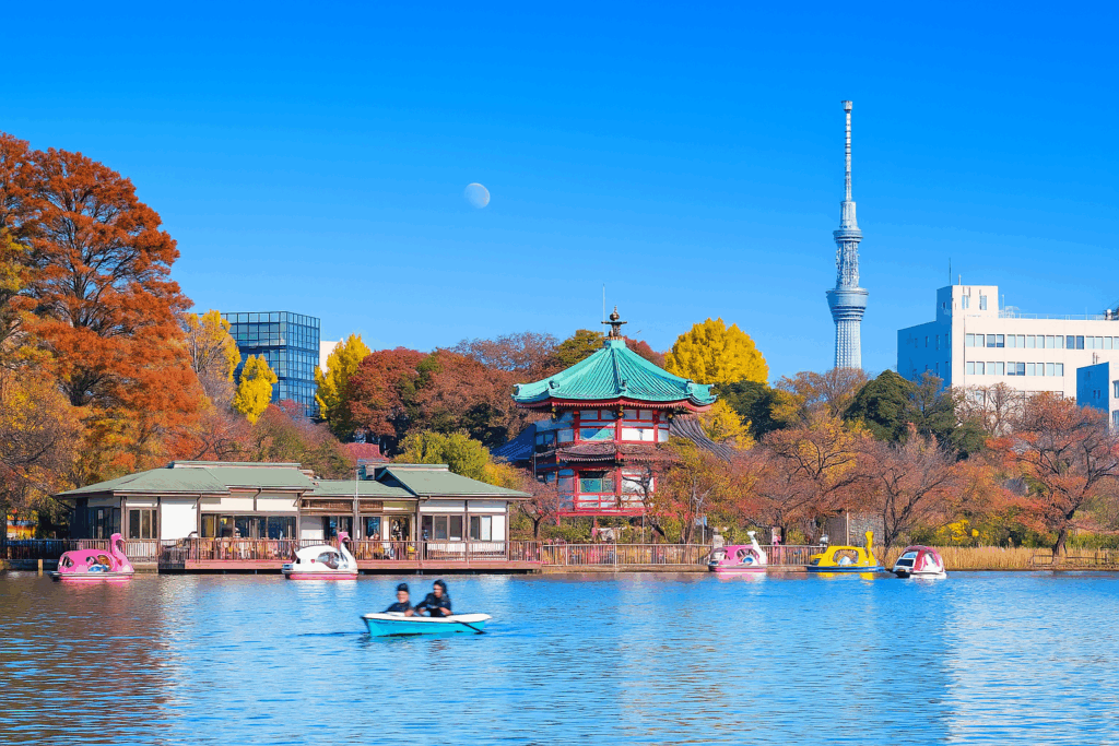 上野恩賜公園と東京スカイツリー
